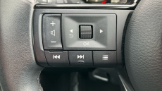 Nissan Qashqai 1.3 DiG-T MH N-Connecta 5dr Petrol Hatchback